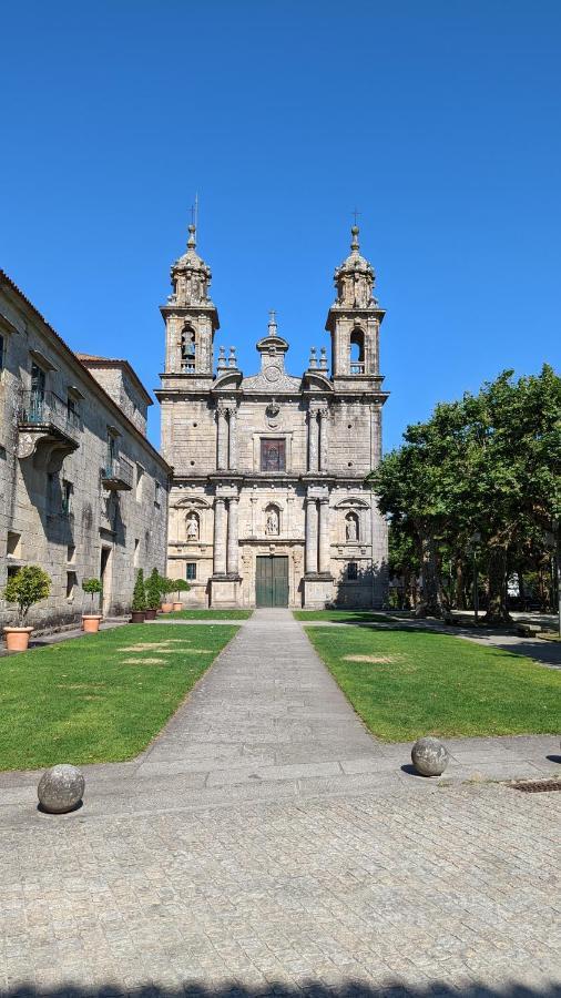Hotel Rosalia De Castro Pontevedra Exterior photo