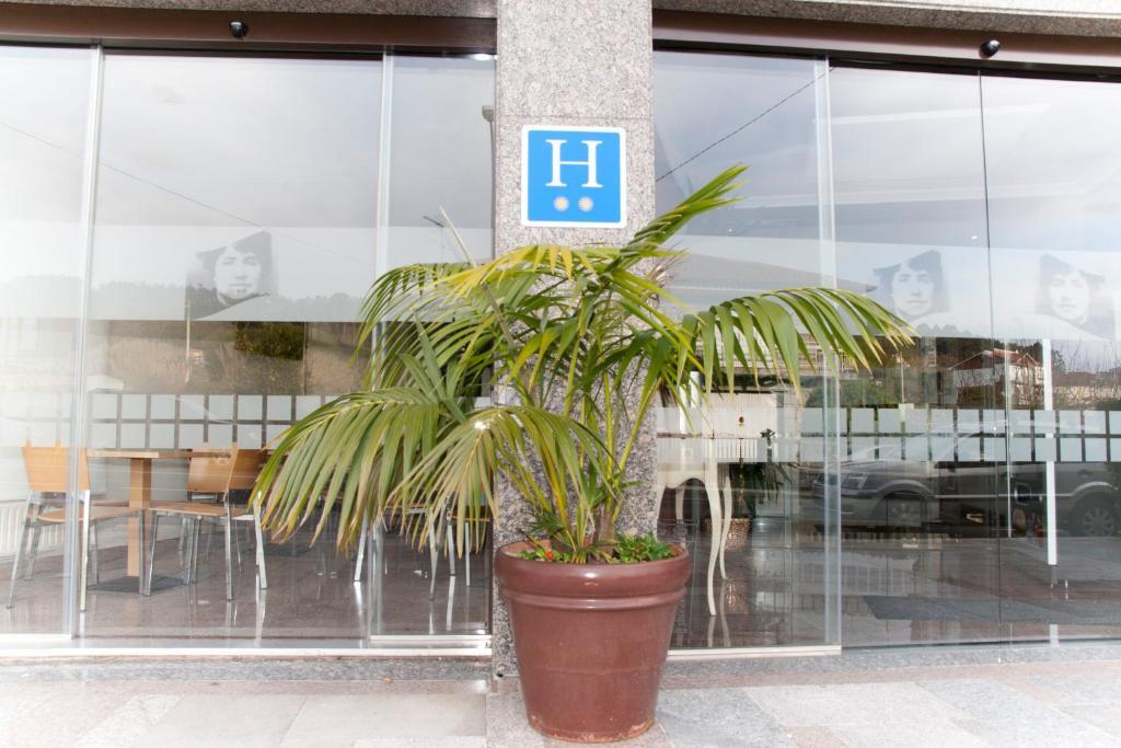 Hotel Rosalia De Castro Pontevedra Exterior photo